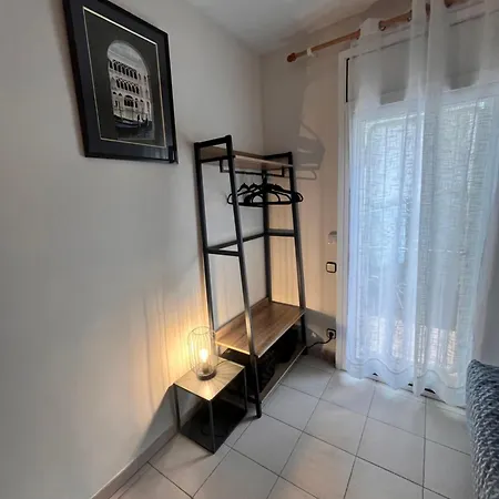 Vue 5 Minutes A Pied De La - Draps Et Serviettes Non Fournis * Llanca